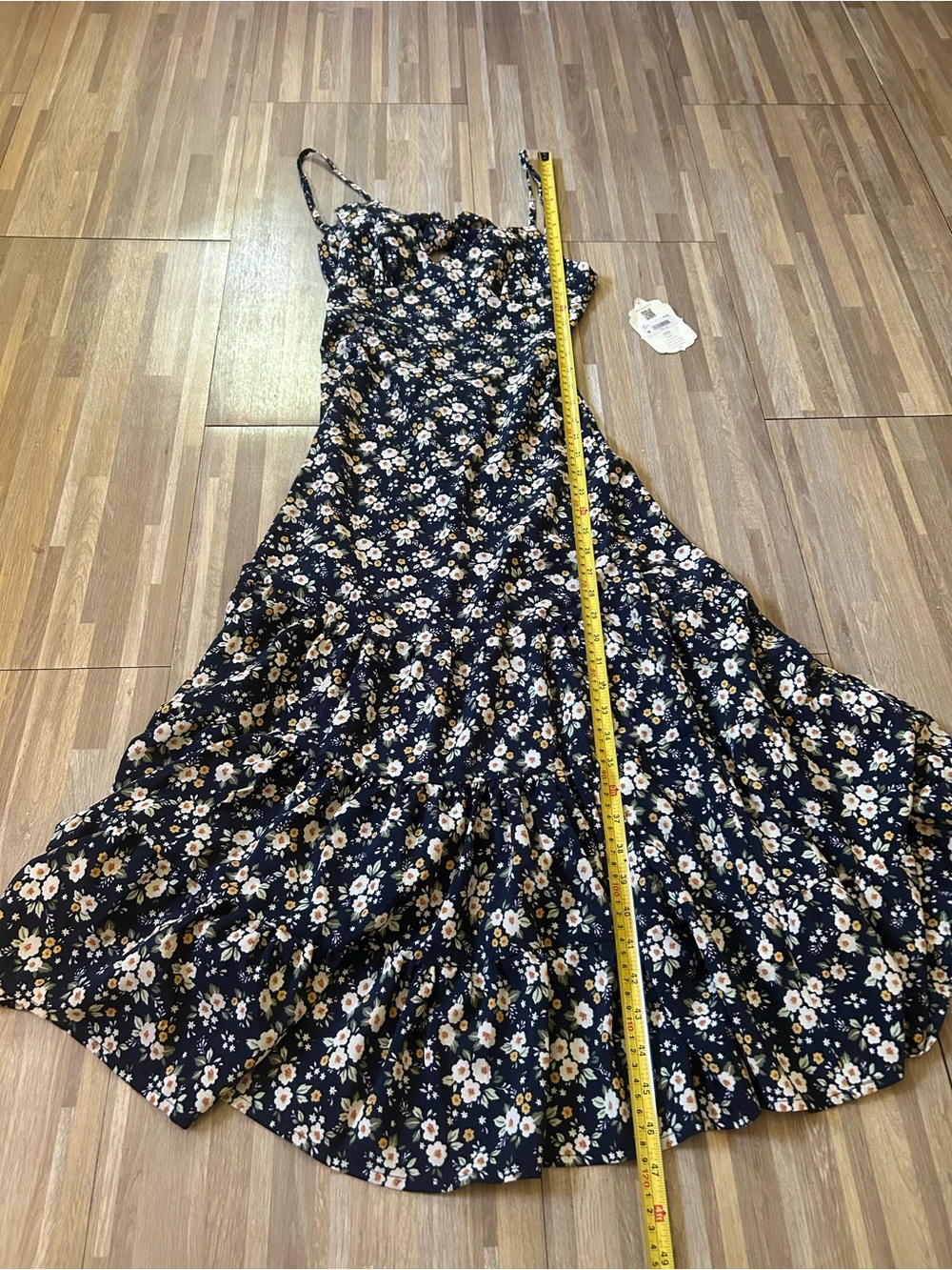 NWT Altar’d State Navy Floral Midi Dress Open Tie Back Spaghetti Straps Size Sm - Picture 7 of 9